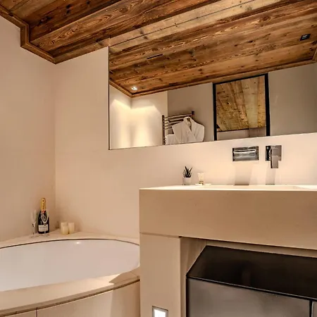 Stylish 3br With Mountain View - 8 Guests, Rochebrune,